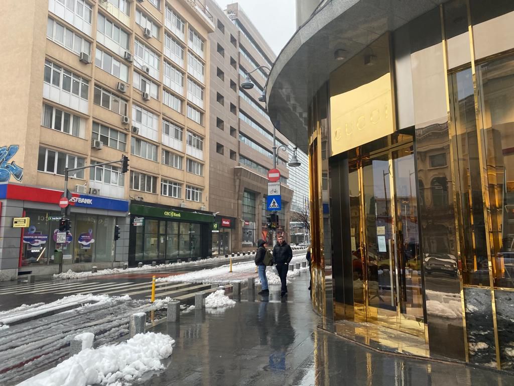 Calea Victoriei, apartament de 5 camere. Ideal birou. — 9
