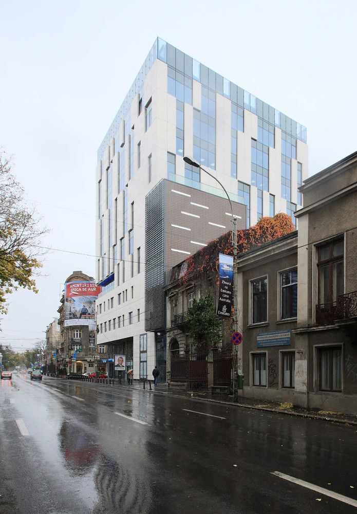 Victoria Center