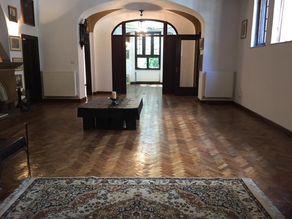 Apartment in Villa Mantuleasa