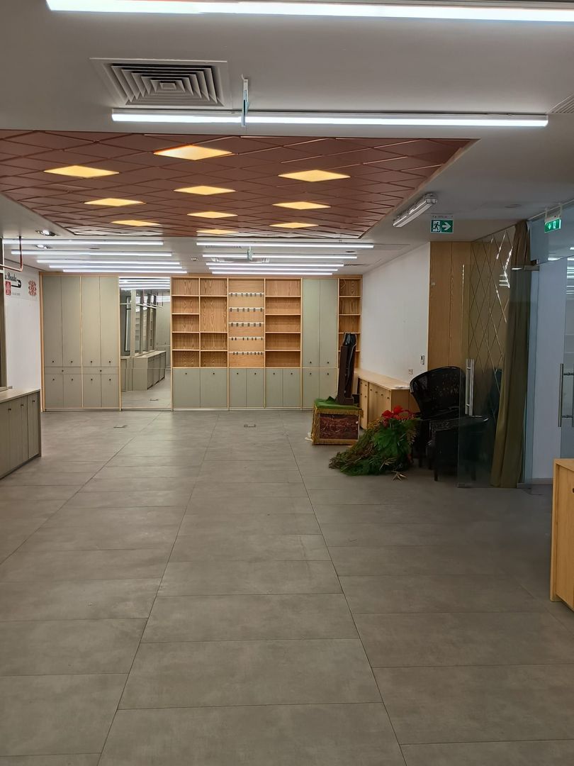 Hall 7 — 10
