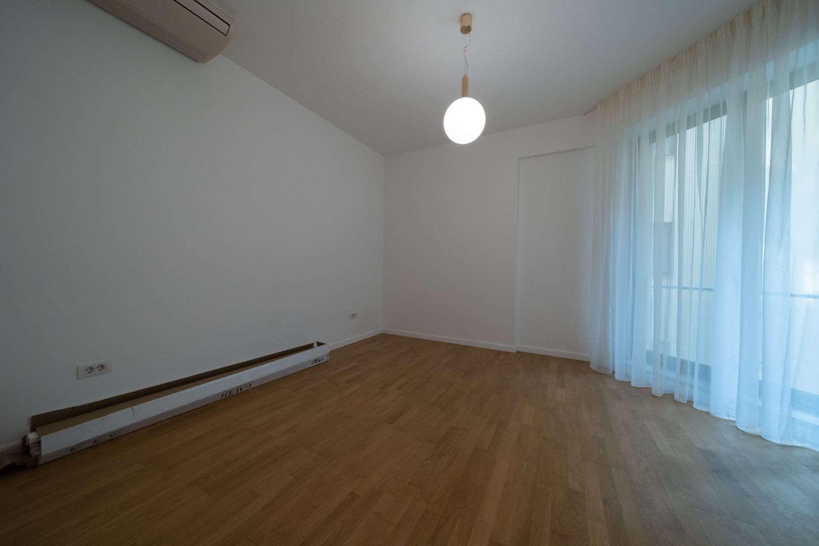 Herastrau, 4-room furnished Rovere apartment — 9