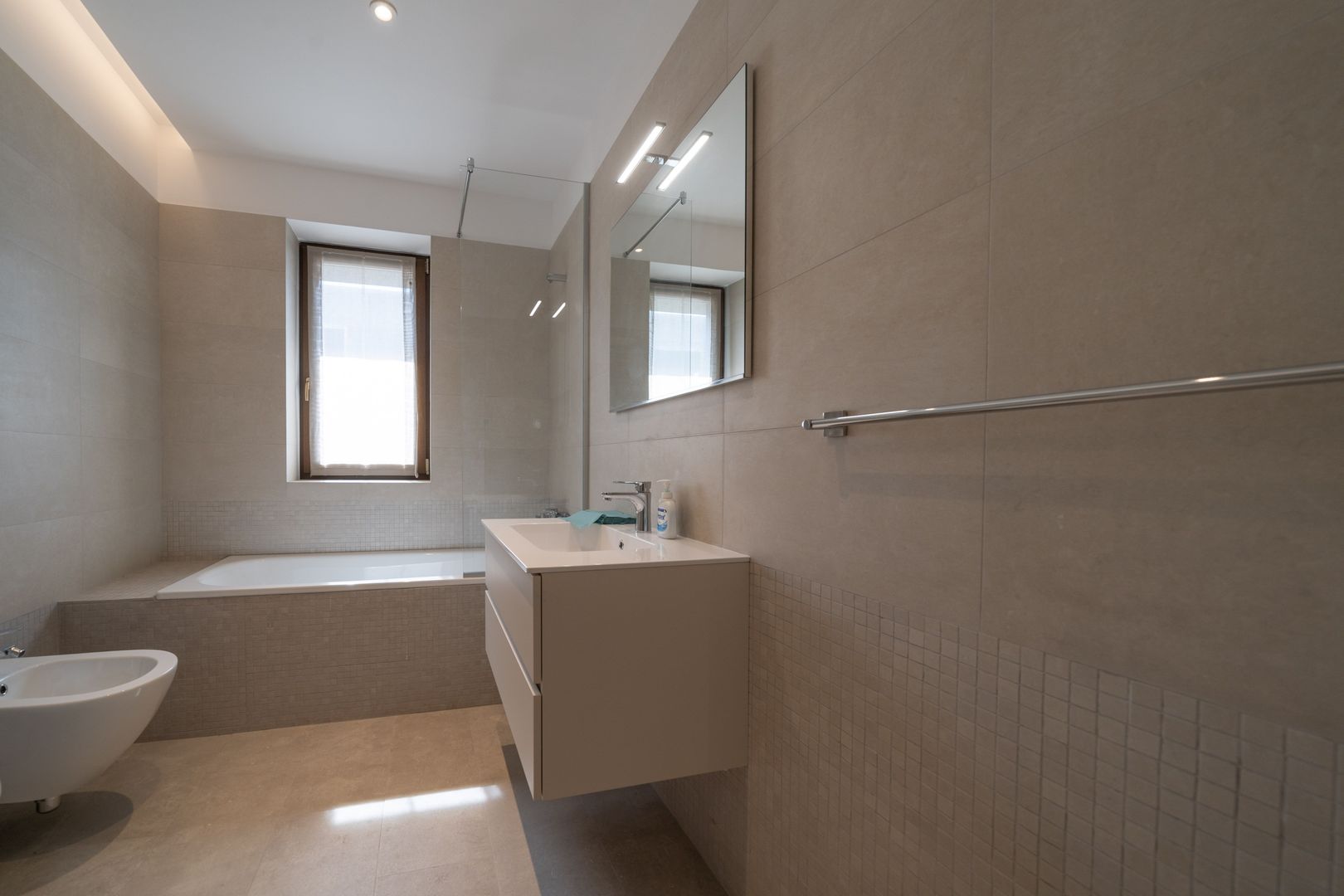 Herastrau, penthouse cu  3 camere mobilat integral Rovere — 10