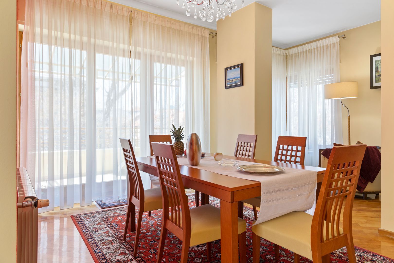 Apartment in Capitale villa plus semi-basement — 9