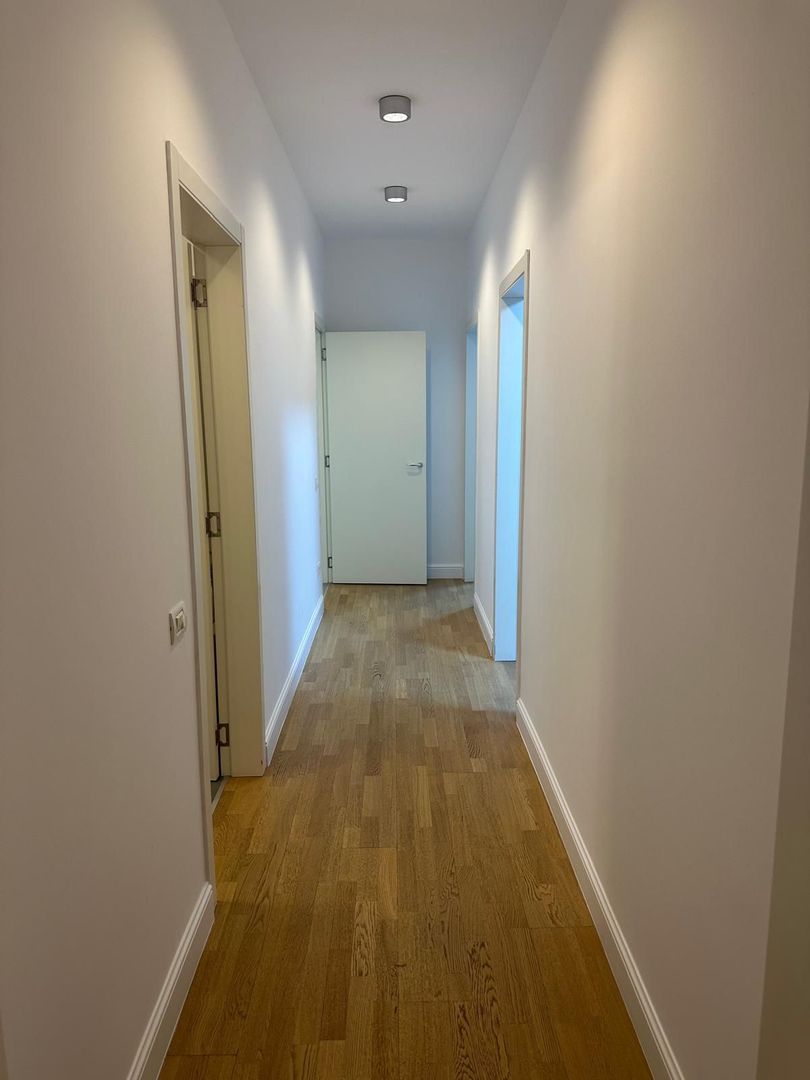 Apartment for rent 5 rooms, Baneasa area — 10