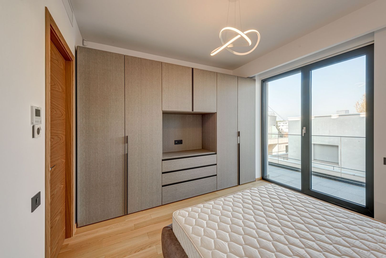 Primaverii, apartament cu 3 dormitoare — 9