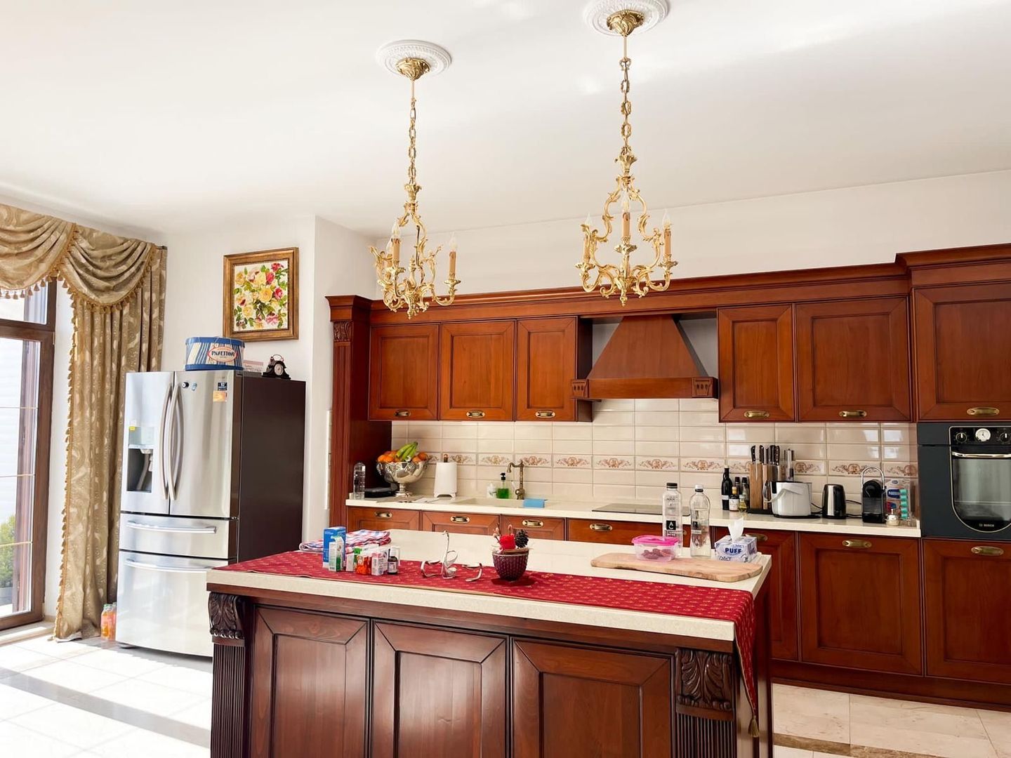 830 sqm land! Privacy and comfort rarely found in the city — 10