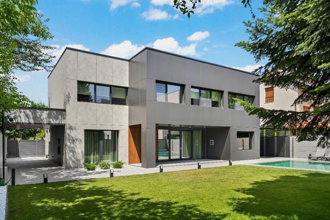 Vila premium în zona Iancu Nicolae! Teren generos