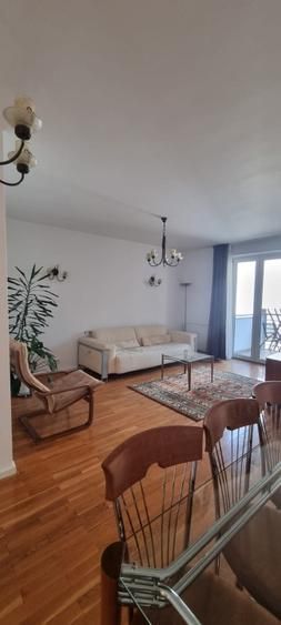 Apartament 3 camere cu vedere directă spre Arcul de Triumf