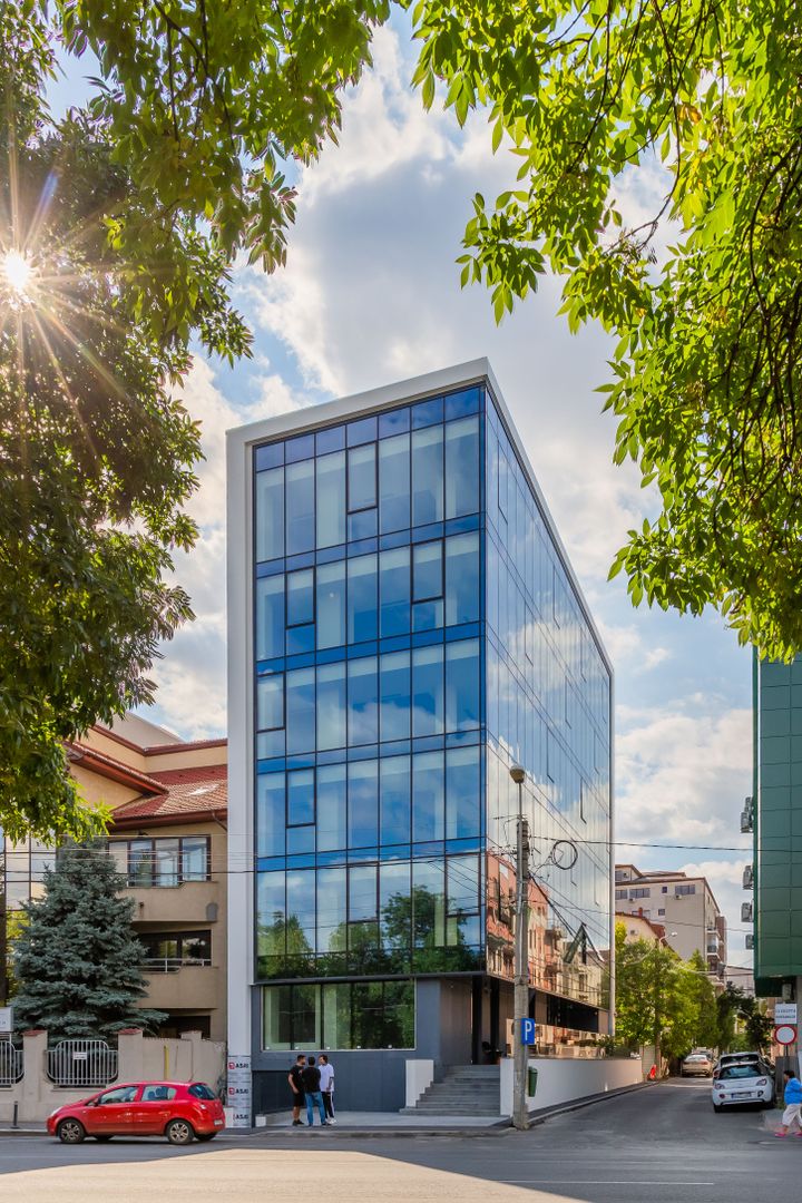 Cladire birouri Herastrau,  Caramfil. Ideal birouri/clinica