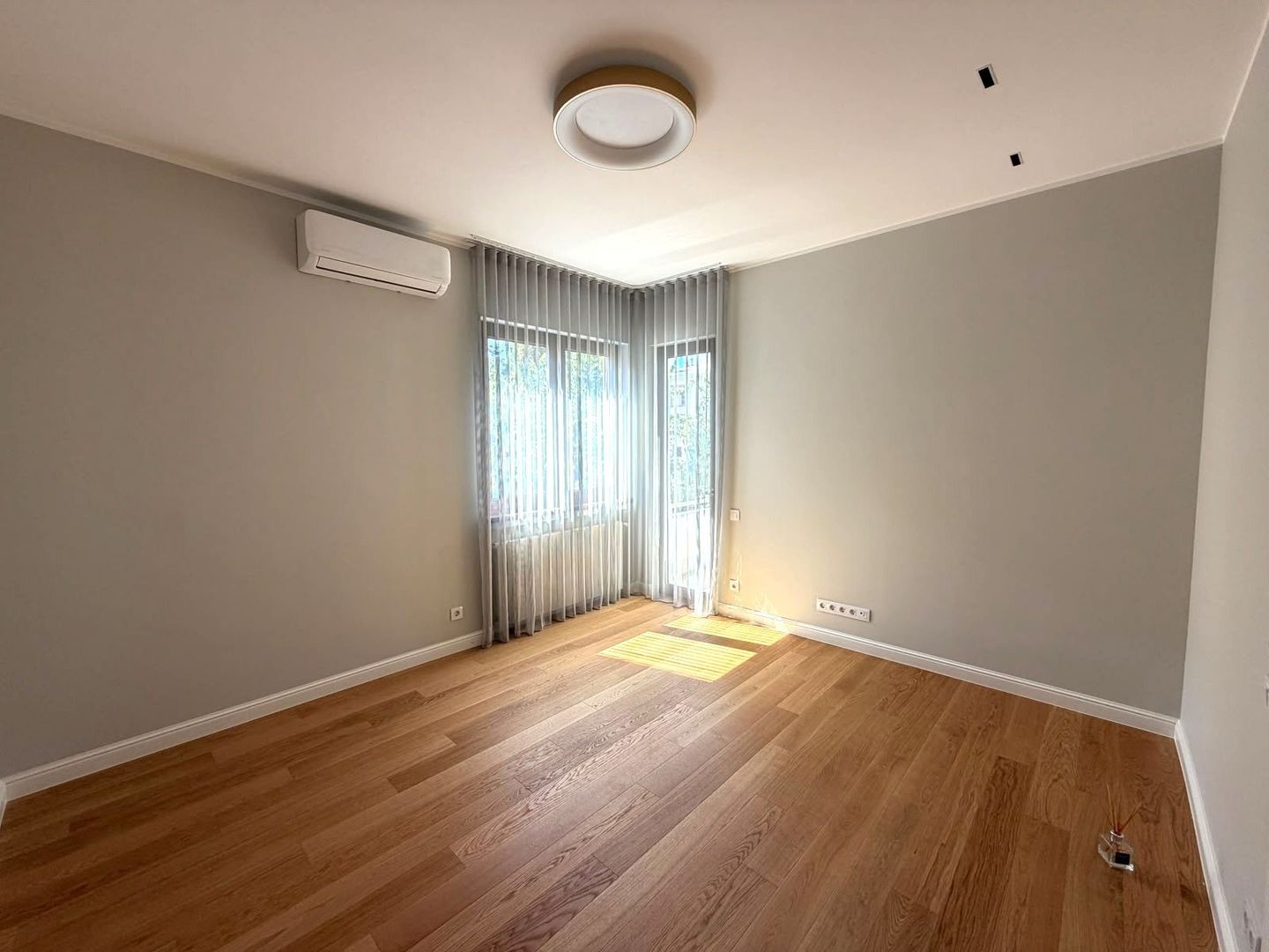 Apartament 3 camere + birou în vilă superbă | Strada Paris | Renovat integral — 9