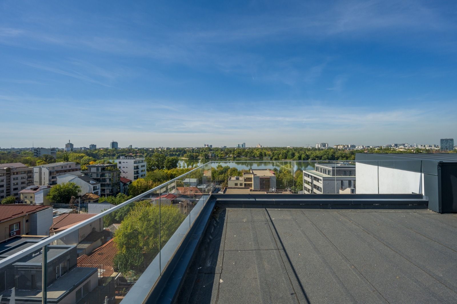 Penthouse de lux cu terasă panoramică de 230 mp în Floreasca