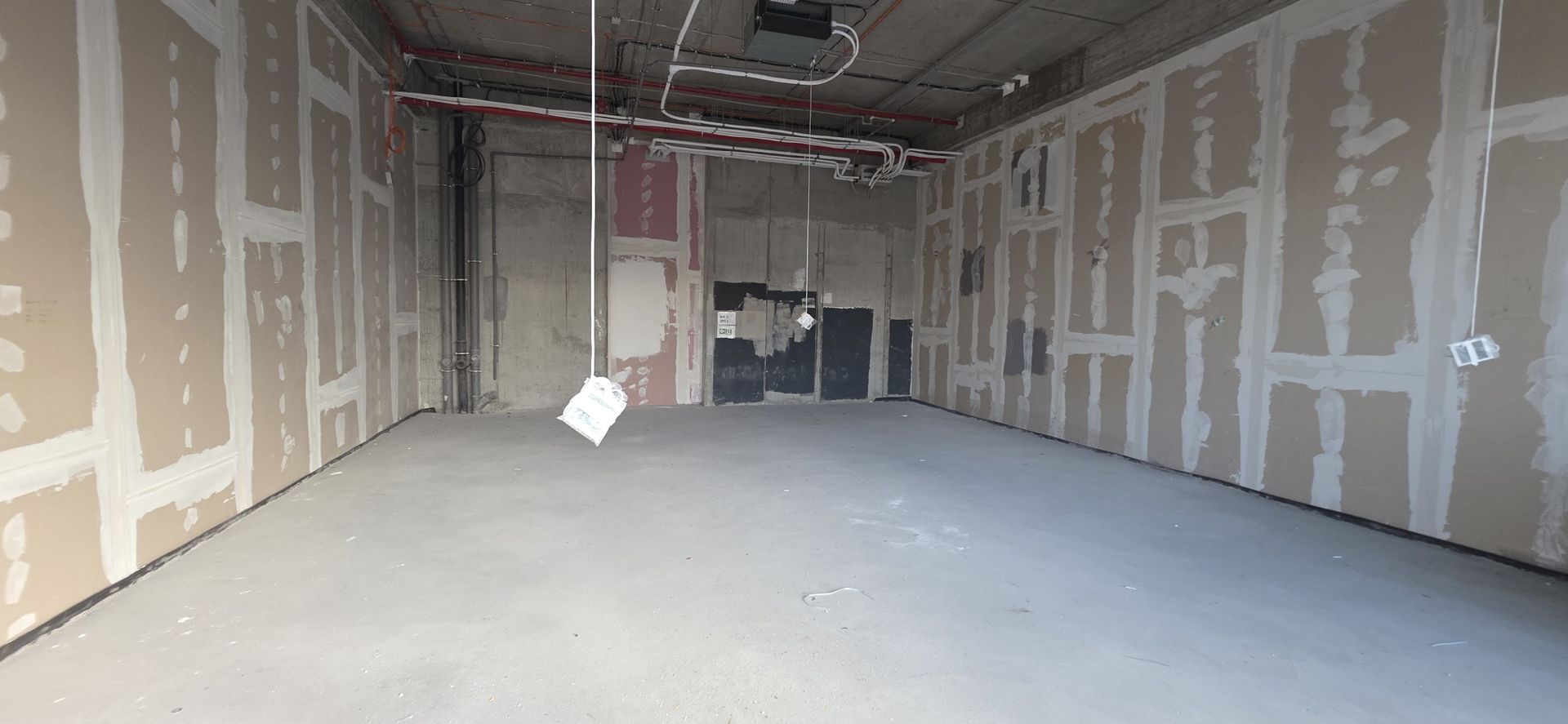One Cotroceni Park, spatiu comercial cu terasa