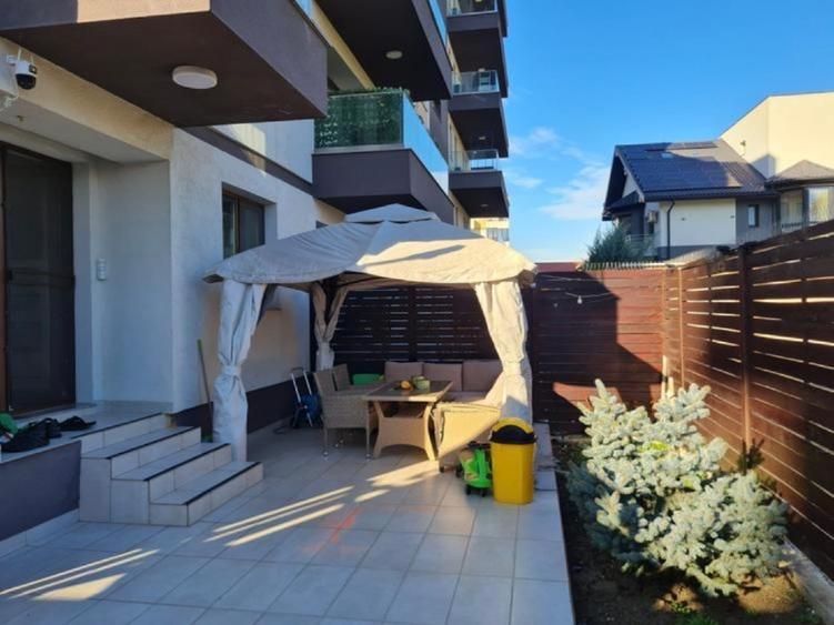 4 Rooms | 2 parking spaces | Own yard — 10