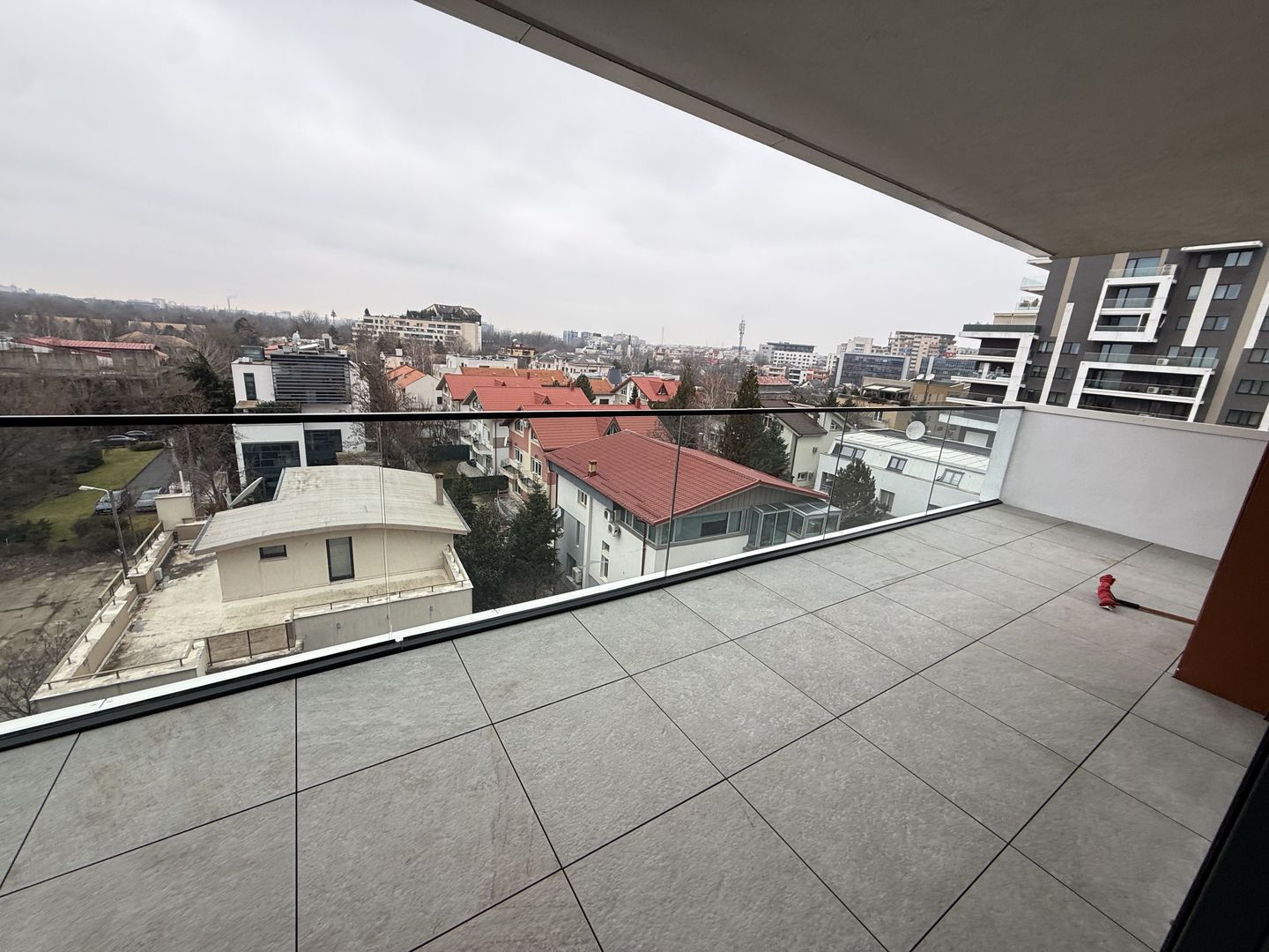 Bloc nou /  Herastrau