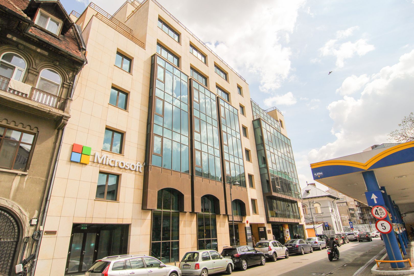 Unimed Office Building