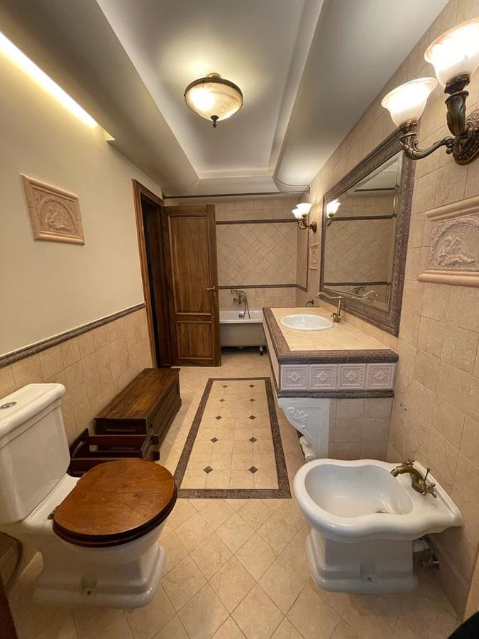 Dorobanti-Capitale,apartament in vila reprezentativa. Ideal birou — 10