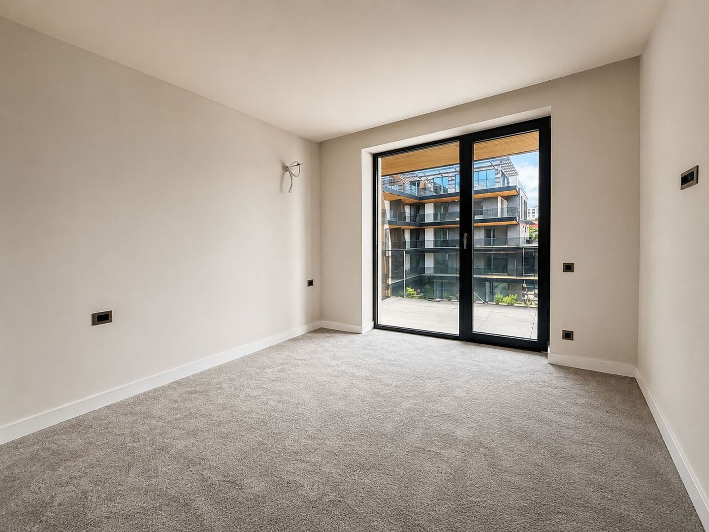 ARQA Jolie Village | Exclusive 4-room apartment in the Iancu Nicolae area — 9