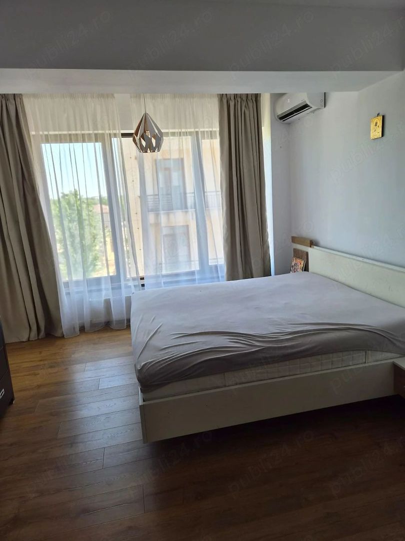 Apartament de vanzare cu 3 camere zona Baneasa