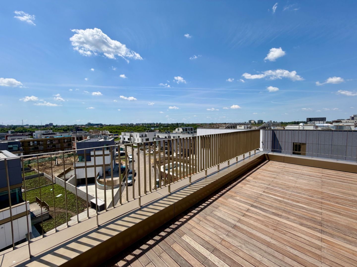 Penthouse with spectacular terrace and lake view / 260 sqm — 9