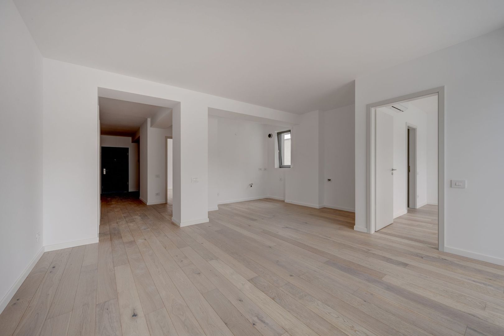 Apartament 4 camere cu gradina, bloc boutique, Timpuri Noi — 10
