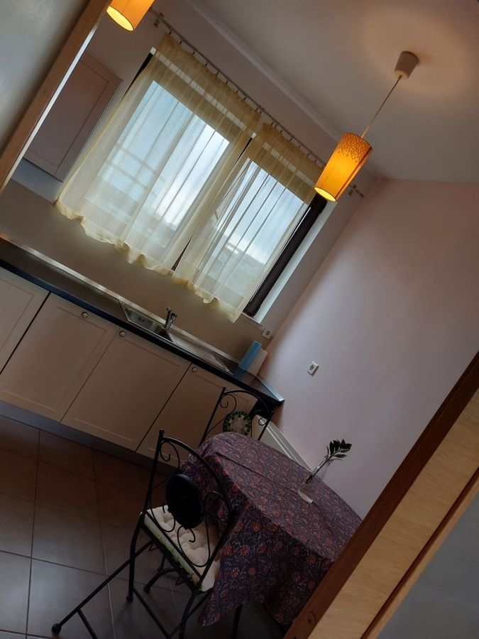 Boutique block, Kiseleff! Furnished apartment / parking — 9