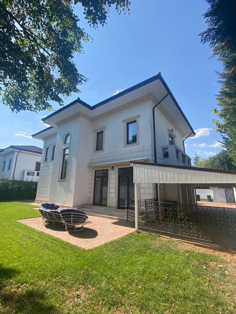 Complex rezidențial premium / Iancu Nicolae