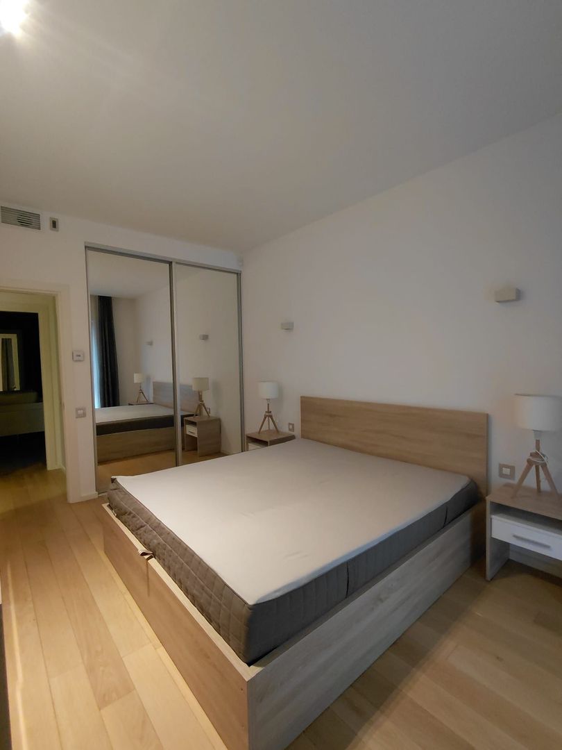 Boutique block / Immediate access to the park / Parking included — 9