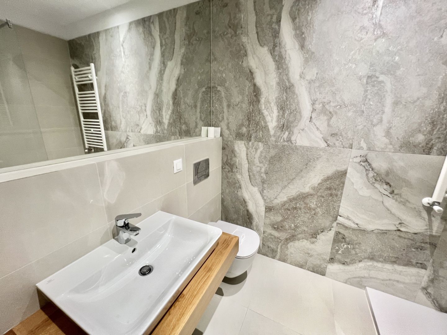 Nusco City/ Luxury apartment/ parking included — 9