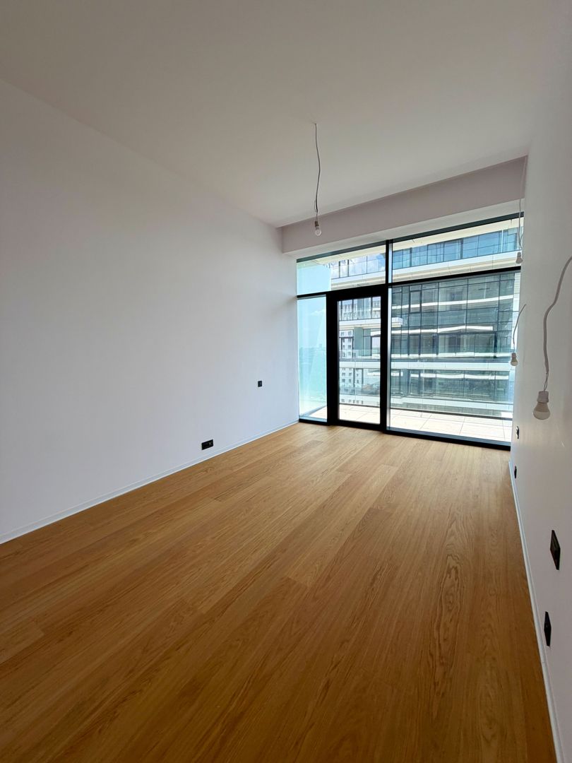 Etaj 12 | Tavane 3.5 m | Terasă generoasă — 9