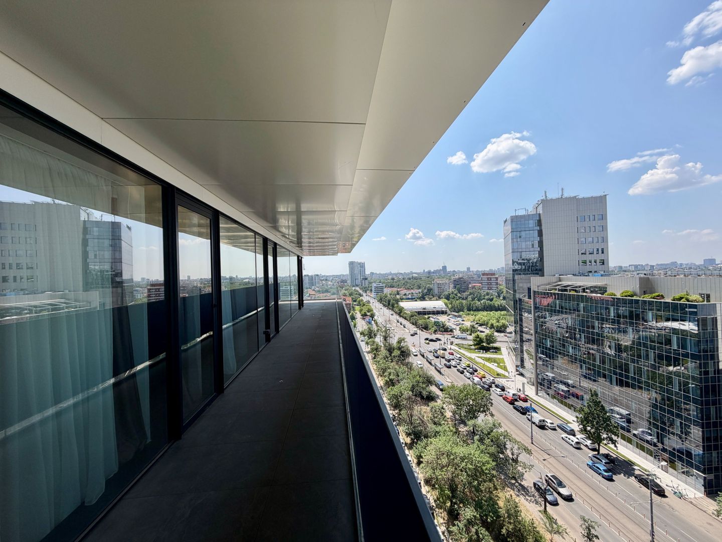 Etaj 11 | Apartament nou | Terasă 50 mp — 10