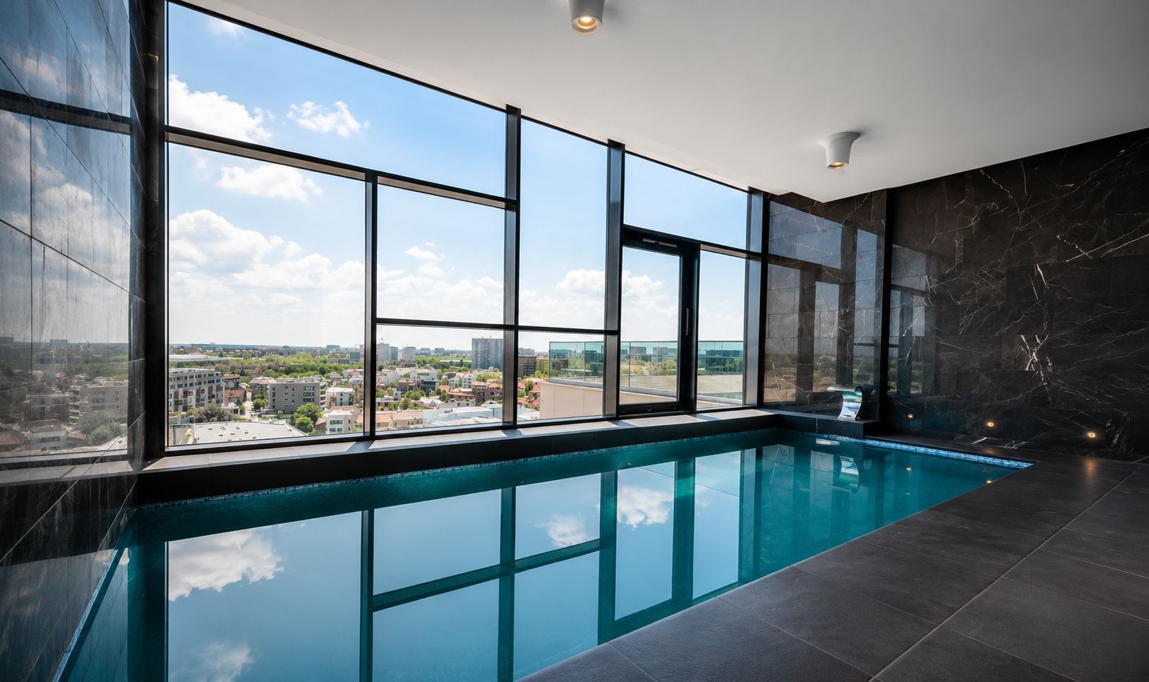 Exclusive penthouse with private pool and panoramic terrace