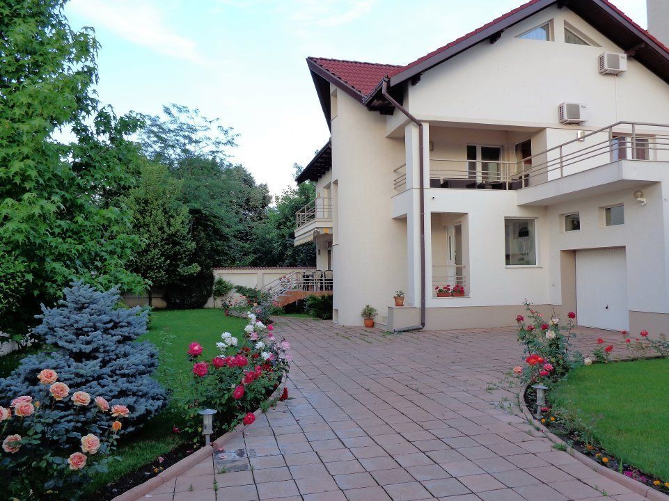 Casă de familie într-o zonă excelentă din Iancu Nicolae