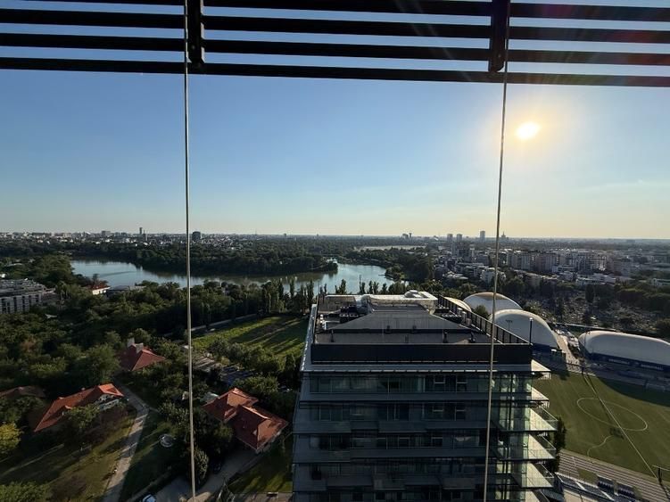 UP-Site 17th floor, lake view