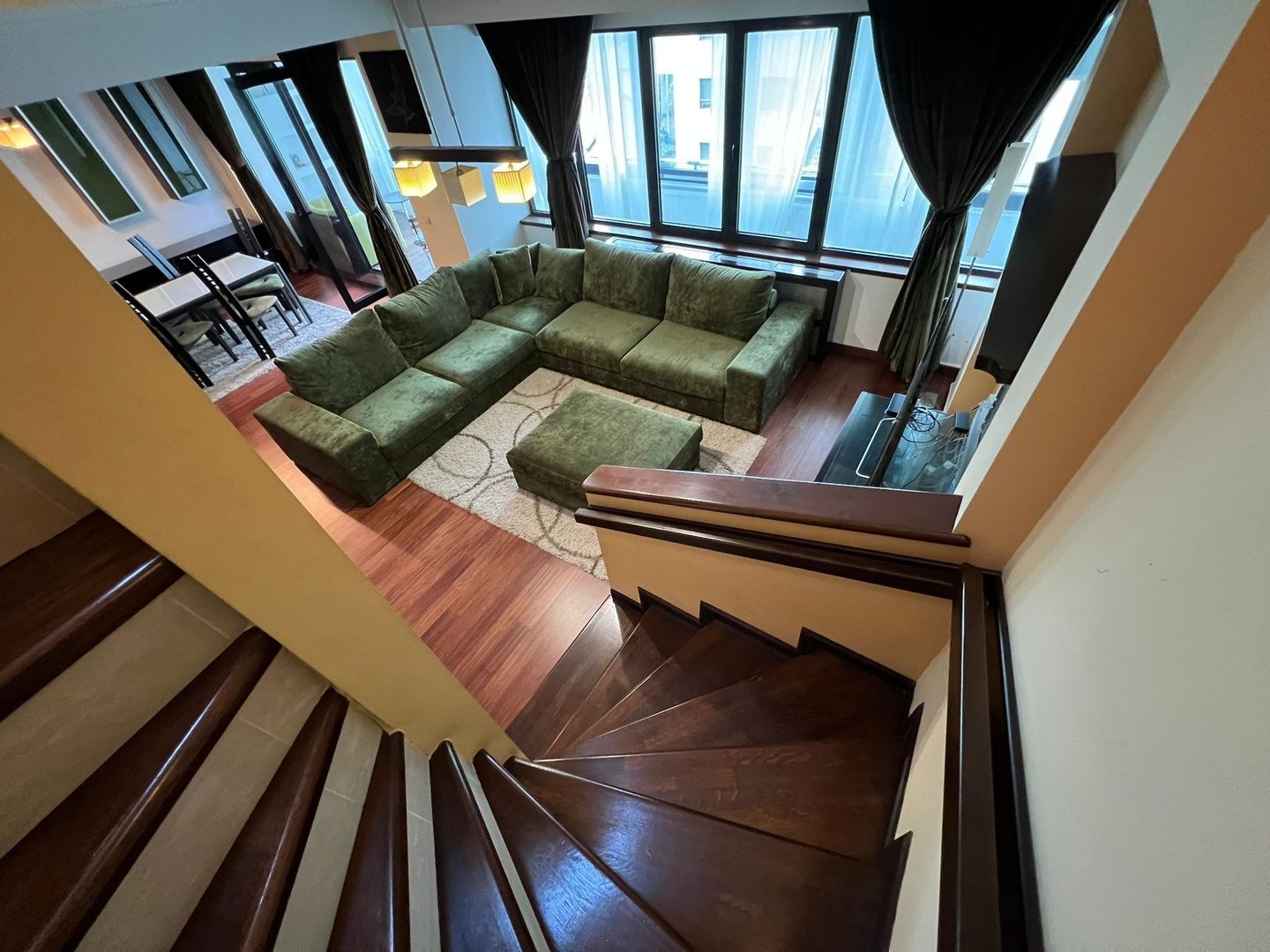 Floreasca | Duplex cu 4 camere | 150 mp | 3 băi | Parcare | Centrală proprie