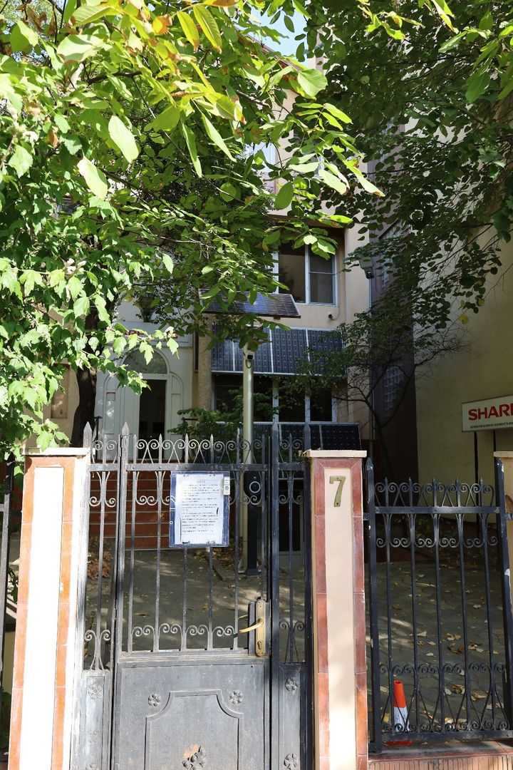 Vilă Individuală Herăstrău | 300 mp | 8 Camere | Teren 355 mp | Garaj — 10