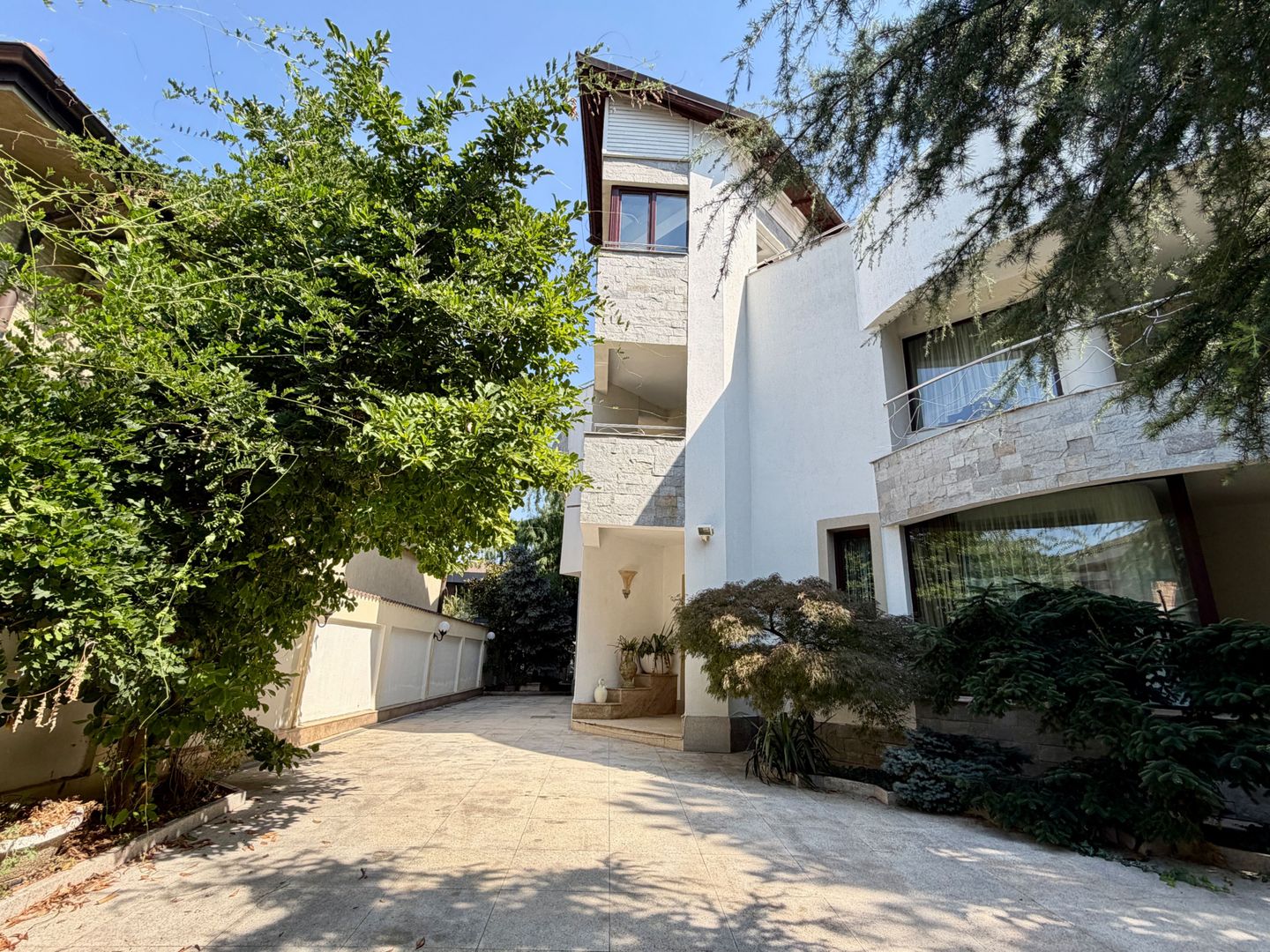 Vila de vanzare in Erou Iancu Nicolae / Teren generos