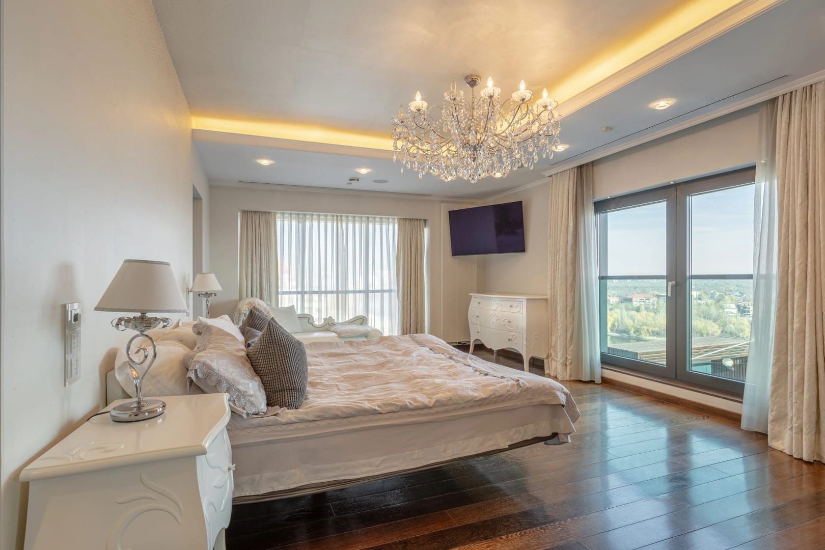 Exclusive duplex penthouse - 200 sqm of spectacular terraces — 10