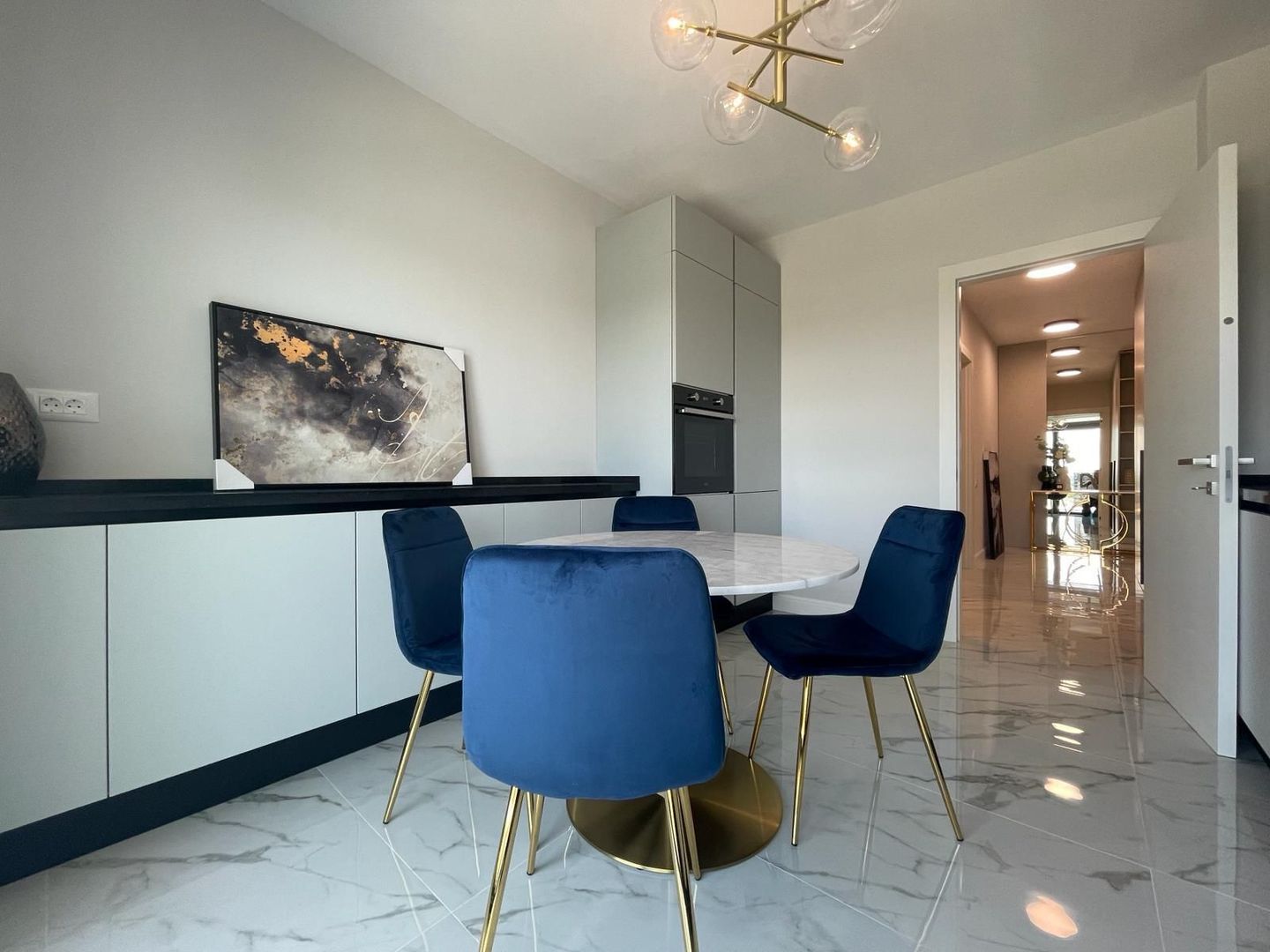 Rent 4 rooms Atlas Residence | Terrace 100 sqm | 2 parking spaces — 10