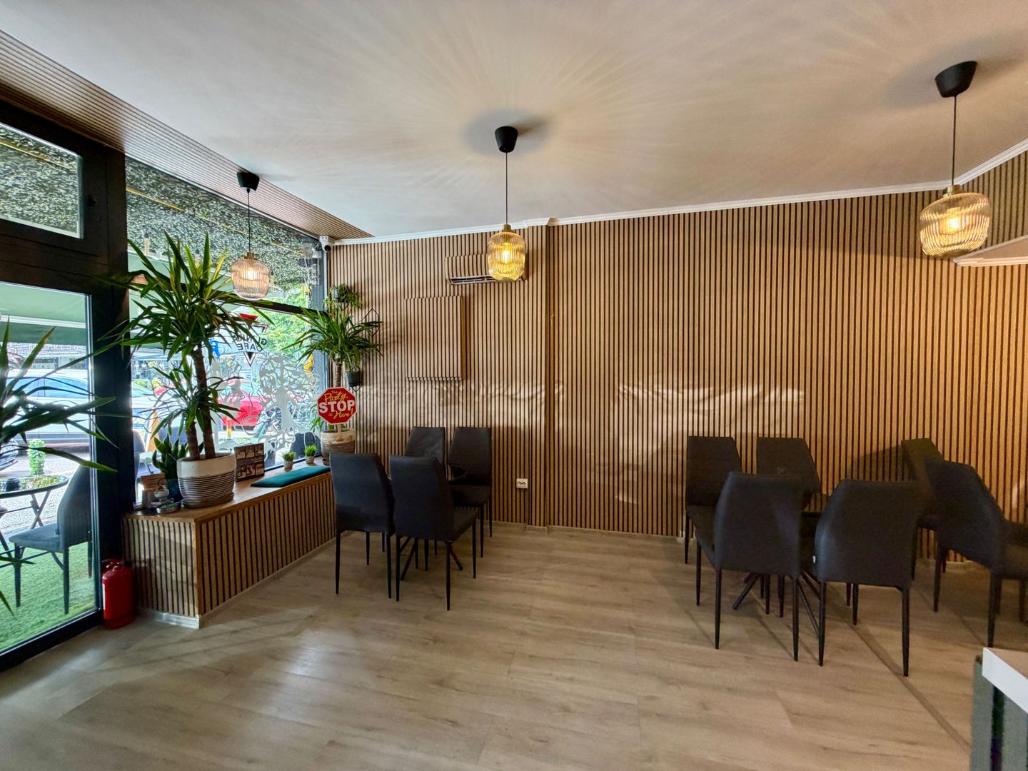 Vânzare business cafenea împreună cu spațiul comercial — 9