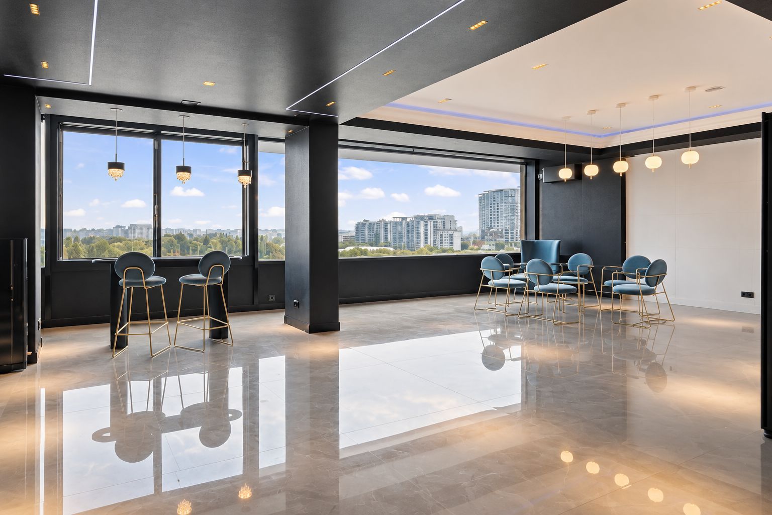 Exclusive Penthouse | 260 sqm usable + Terrace 104 sqm | View of Tei Lake