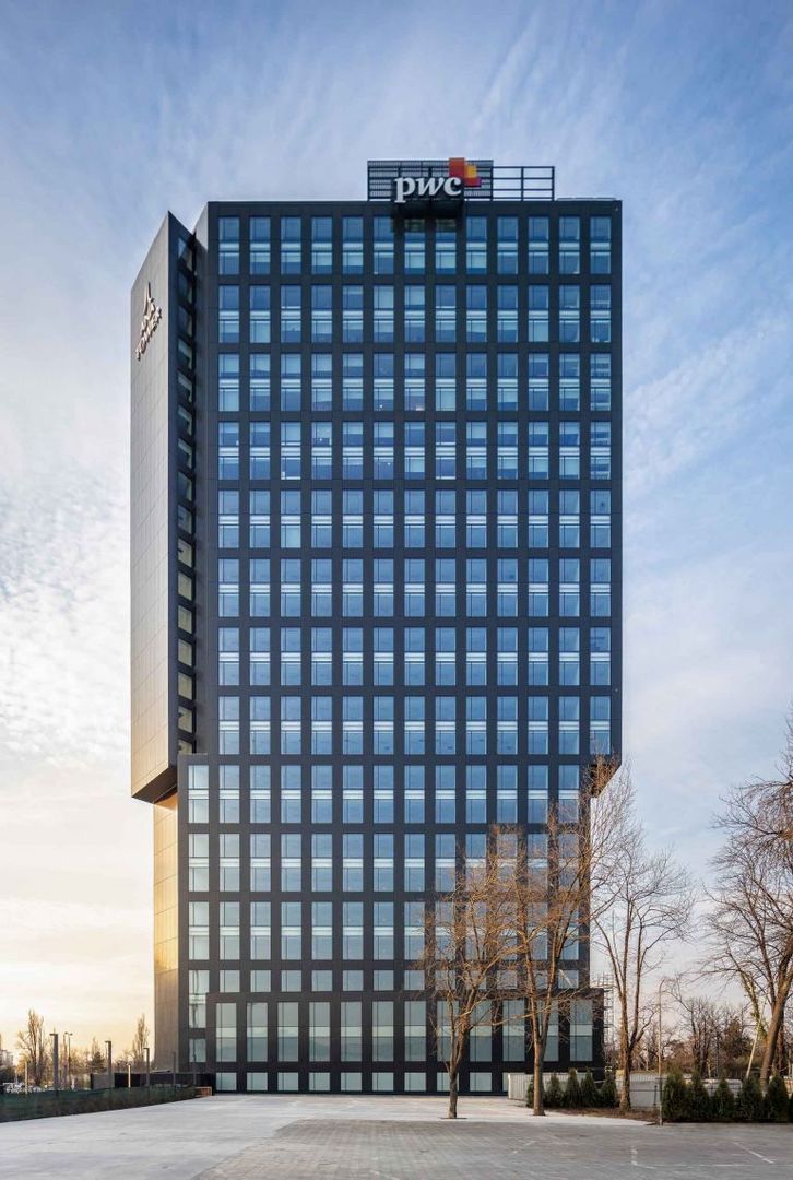 Ana Tower — 10