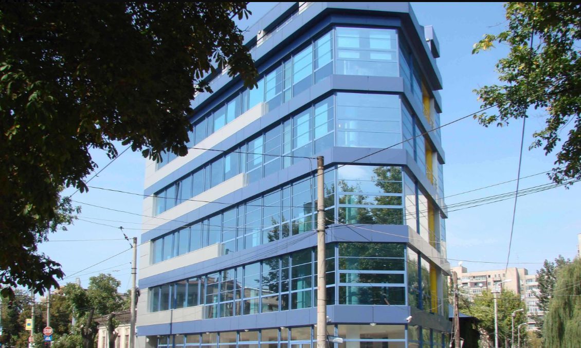 Victoria Business Center