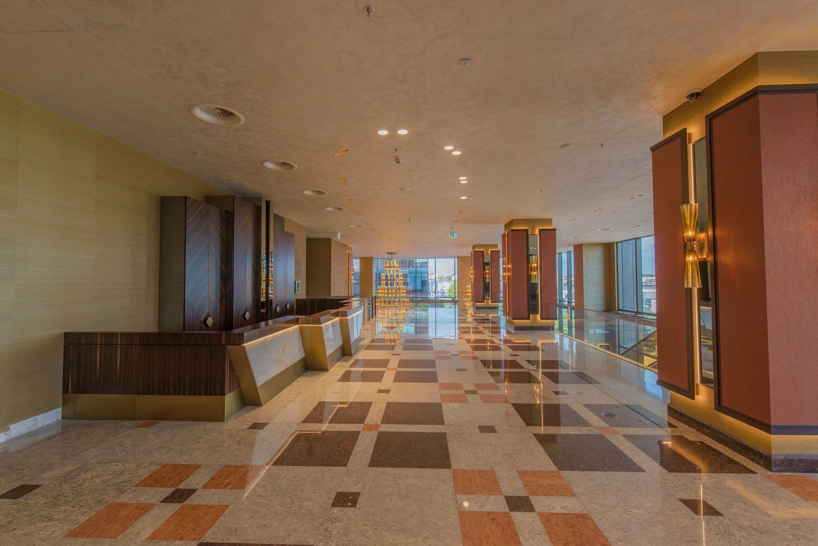 Julius Town-United Business Center — 10